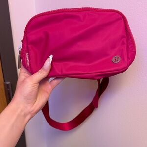 New Lululemon pink Fanny pack